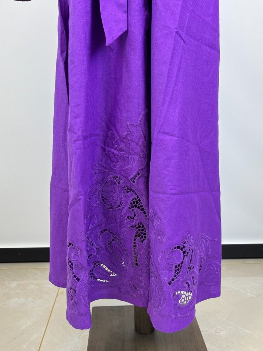 $398 NWOT Boden Mae Embroidered Linen Blend Long Sleeves Midi Dress Size 10 - Picture 13 of 16